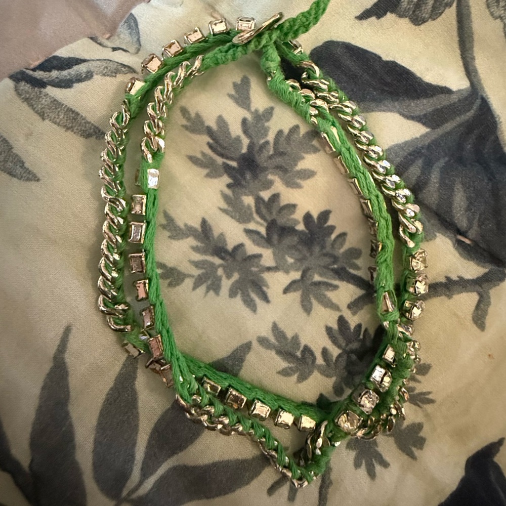 Elegant Green and Silver Women's Necklace